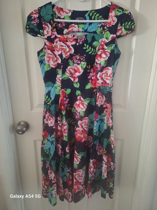 Hearts & Roses Dresses & Skirts - Floral Midi Dress
